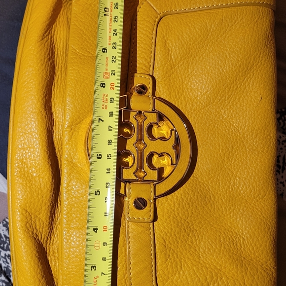 Authentic tory Burch crossbody - Picture 6 of 12